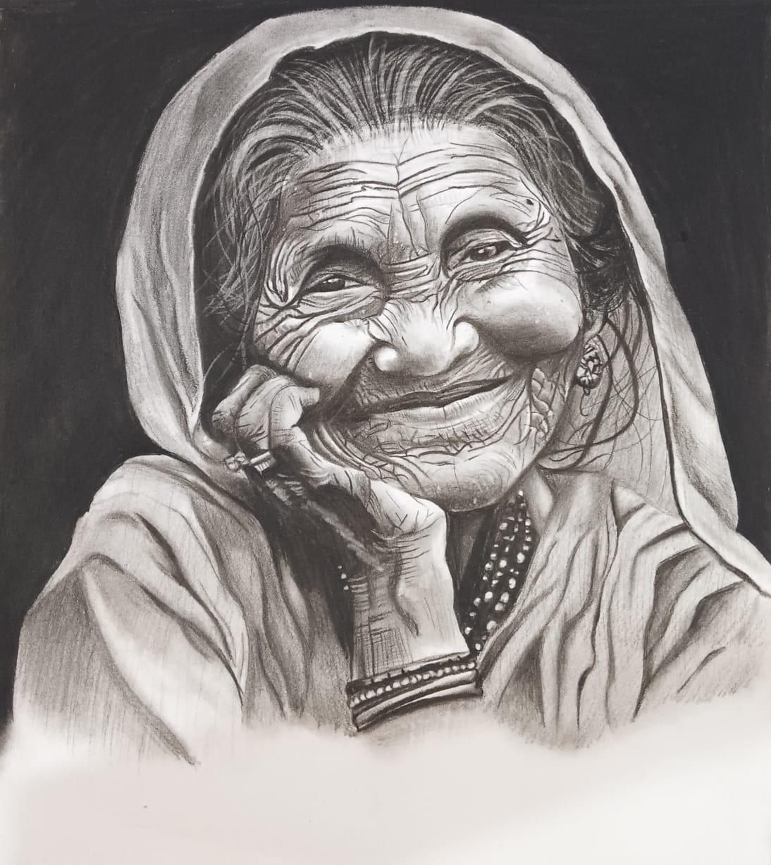 Realistic pencil portrait by a Liger Art Academy student showing an elderly woman with expressive smile and detailed shading
